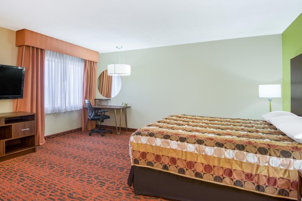 Super 8 By Wyndham Portales Motel Exterior foto
